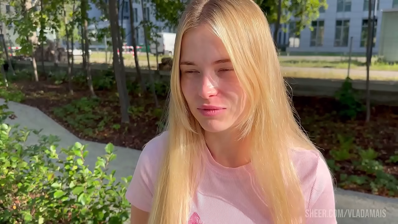 You'_re here again... and I can'_t control myself