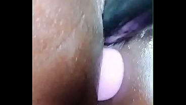 Big Dildo Meets Big Ass: Squirting Ebony Sensation Steals the Show!