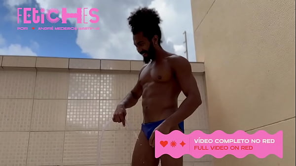 Download Video - TREINO - garoto musculoso fazendo exerc&iacute;cios pelado - V&Iacute;DEO completo no RED