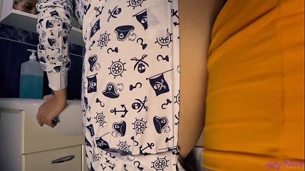 Quickie With Petite Teen In Pajamas Ends With Oral Creampie - Letty Black