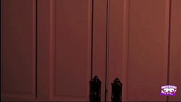 Dreamy lady in fishnets gives the most amazing blowjobs in the world without question