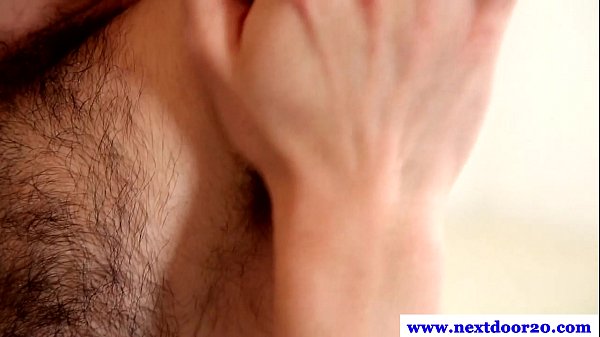 Download Video - Muscle jock getting blowjob from hunk