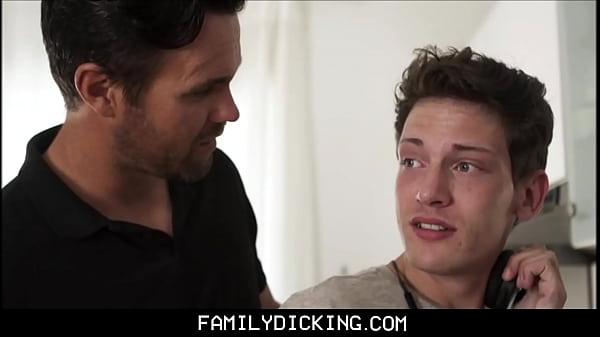 Hot Stepdad Rough Fucks Twink Stepson On Kitche...