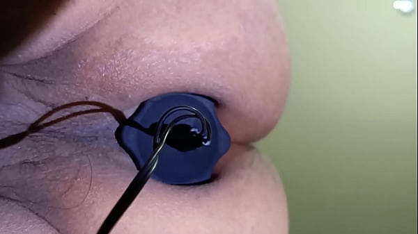 Jugando con mi hoyito de placer, abriendolo y m...