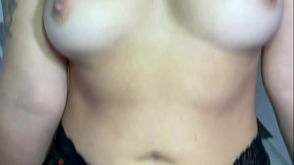 Download Video - Atriz Porn&ocirc; novinha &comma; t&ocirc; viciado na buceta dela