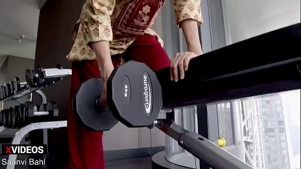 Desi UFC Fighter Girl Punch Likes a Pro