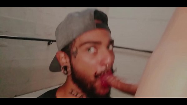 FODENDO NA ESCADA DE INC&Ecirc;NDIO DO SHOPPING