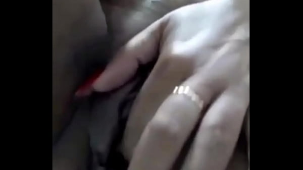 A FAN SENDS A VIDEO PLAYING A SIRIRICA, SAYS I'M GOING HAIRY I WANT YOU TO SHAVE MY PUSSY AND SUCK IT LIKE IN YOUR MOVIES.
