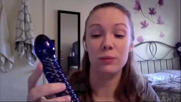 Icicles No. 29 Blue Wave G-Spot Sex Toy – How to Use a Glass Dildo