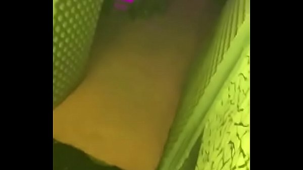 girls in bathroom bi