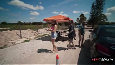 Fucking a Hot Booty Teen in Public – PervTeen
