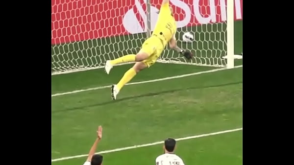 arrasca comendo caneco do cortinas