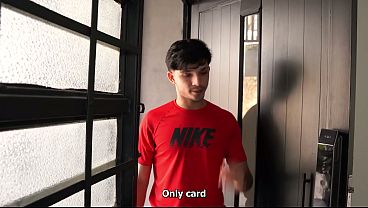 Delivery guy gets a good rating from a busty woman