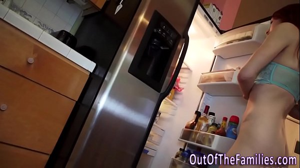 Amateur ho gets facial