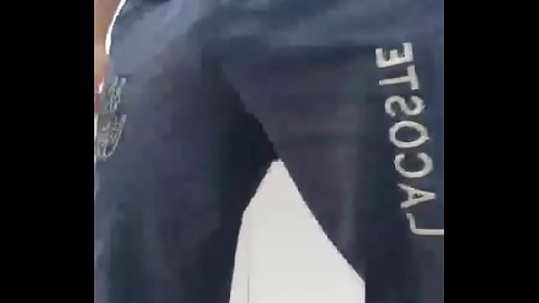 Fudendo com neg&atilde;o gostoso na frente do corno