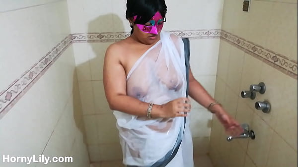 Download Video - Best Indian Shower Striptease Porn Video By Hot Desi Bhabhi