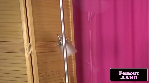 Tattooed femboi in highheels masturbating