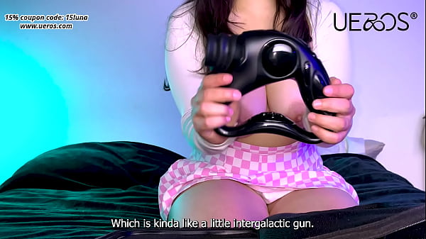 My boyfriend leaves me shaking with pleasure with the UEROS Sex Machine!