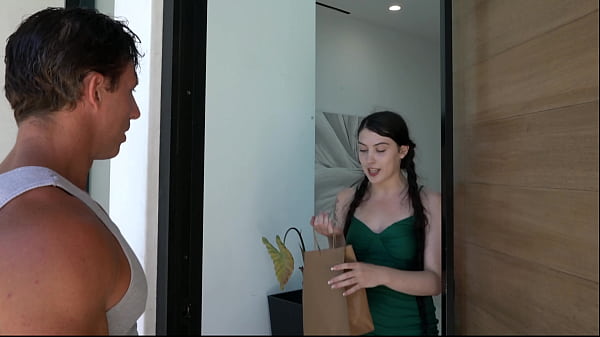 Neighbors Daughter - DayDream Daisy - Dom Cruise