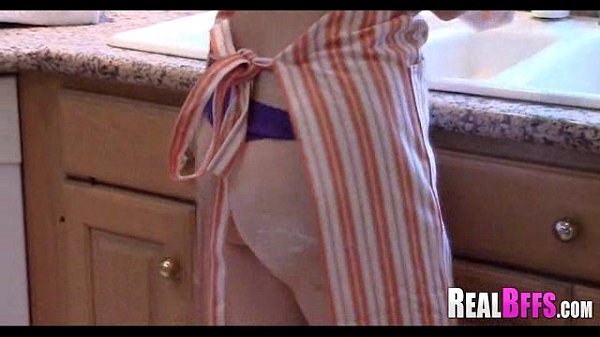 Filles Étonnantes Orgie 034