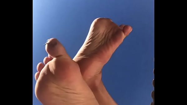 Pés Lindos