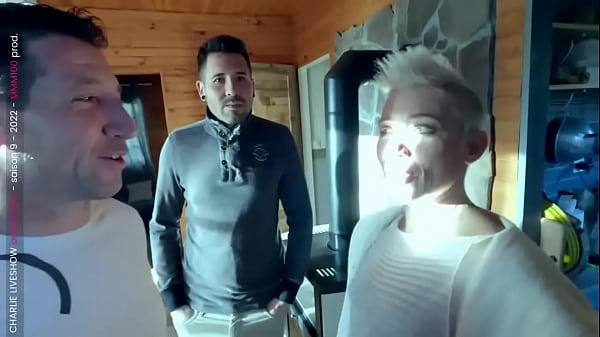 Download Video - Orgie au Air bn'b - premier plan &agrave; 4