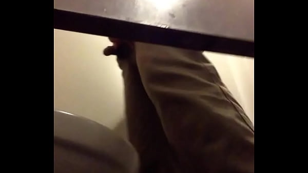 Quay len toilet  