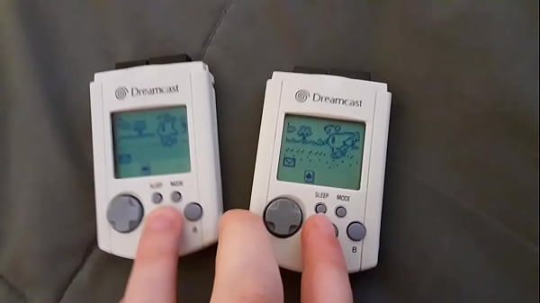 HOT GIRL ON GIRL CYBER ACTION (WATCH TILL THE END ;))