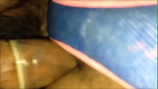 Download Video - Cdzinha LimaSP Dando no cine com a calcinha asa delta azul com rosa modelo jeans da Dani esp de um colega  05 07 2018
