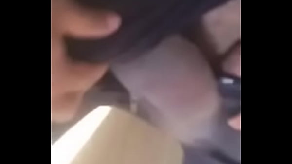 Download Video - Nego do Borel mostra pau do amigo
