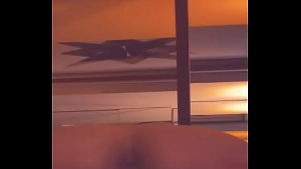 Mi compa llega del bar y aprovecho a tocarlo so...