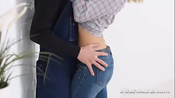 Ria enjoys anal in her debut