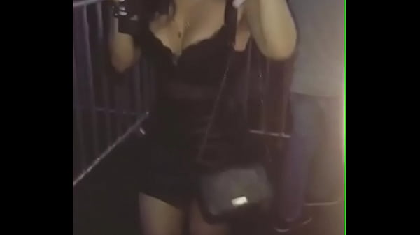 Ela da o cu
