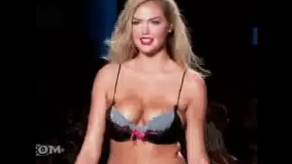 thumb big boobs