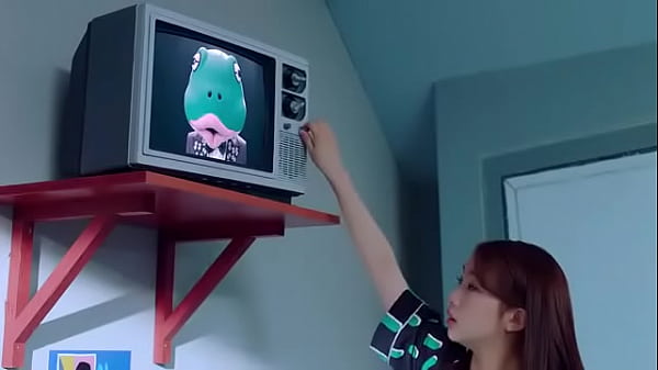 Cute Loona Girl Worshipped In Castle