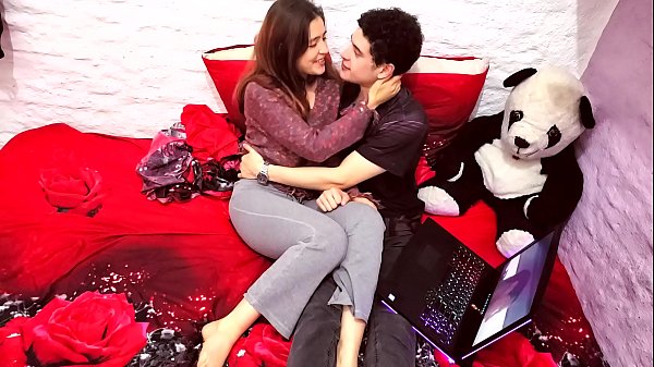 Download Video - One more evening of boyfriends