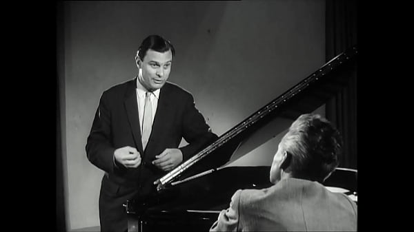 Herbert von Karajan in conversation with Denis Stevens - Dvorák Symphony 9, 1966