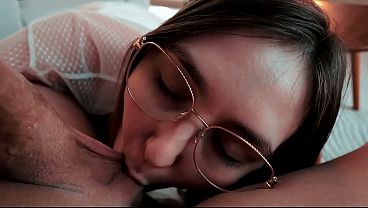 Her Husband Was Gone, Her Pussy Was Wet, so I Fucked My step Mom’s Married Best Friend