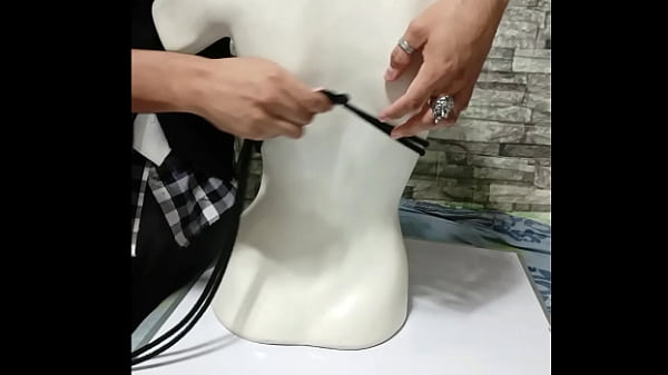 Tutorial BDSM how to tie breasts