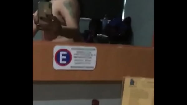 My wife recording and seeing herself in the mirror: 3 how rich Karen Lioncourt moves