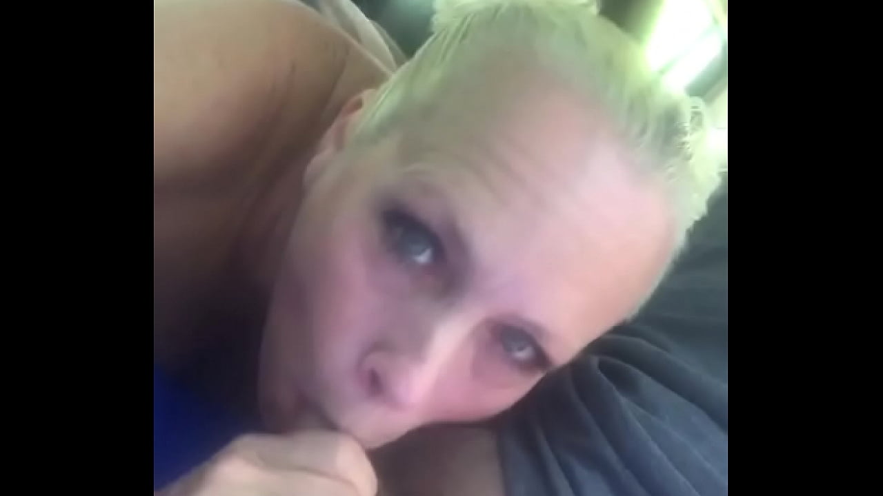 Esposa cachonda da una mamada y luego monta a su marido en POV 2hot
                    porn pussy blonde hot sucking pornstar milf blowjob riding slut amateur white wife cowgirl dick amateurs muchos negros