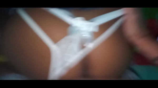 Comendo a bundona da minha VADIA e gosanu nela