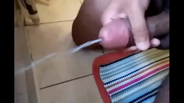 Quick masturbation HUGE CUMSHOT!!!