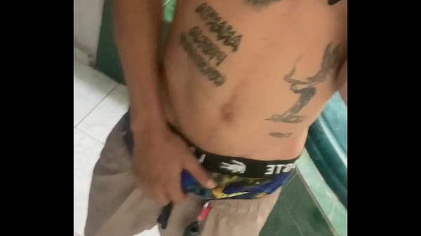 Cuerpo peque&ntilde;o exocticon sexy flaco dotado Latino, bonito Sexy, muy caliente