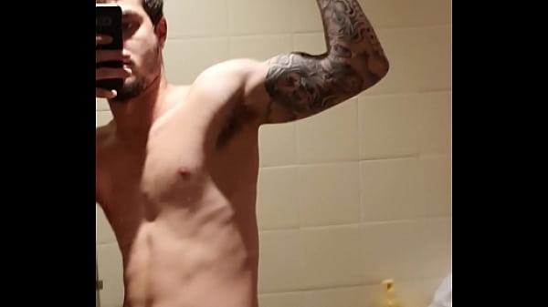 Download Video - Acordando De Pau Bem Duro