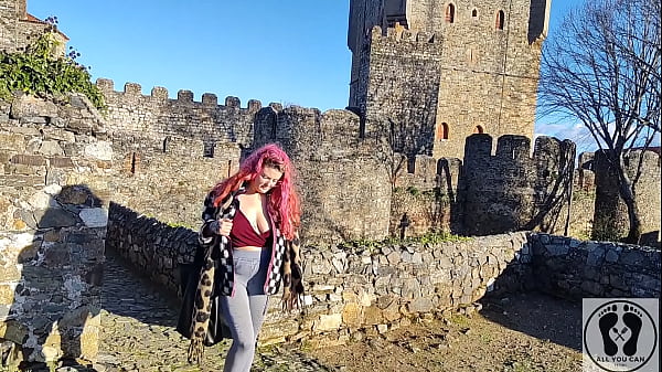 OUTDOOR PUBLIC BJ CUM IN MOUTH BOOBS BOUNCING IN A CASTLE