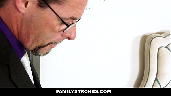 FamilyStrokes - Stepdaughter (Jade Nile) fucked by Pervert StepDad