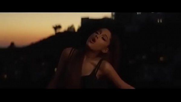 Ariana Grande - break up with your girlfriend, i'm bored