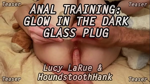 Anal Training: Glow in the Dark Glass Plug