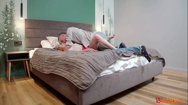 18videoz - Hungry Fox Make Up Got Smeared From Sucking Cock